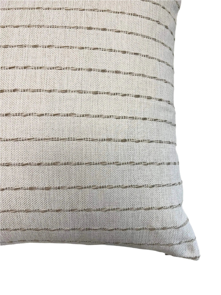 Evelyn Woven Pillow Cover - Maple Village Lane