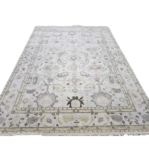 Aurora Hand Knotted Oushak Rug