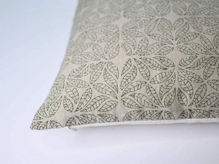 Fanning Pillow Cover - Maple Village Lane